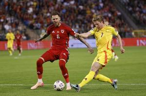 真大腿！德布勞內(nèi)本賽季為比利時(shí)出場(chǎng)4次，貢獻(xiàn)4球1助攻