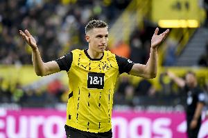 鏡報(bào)：多特不會(huì)無限期等待施洛特貝克 利物浦視他為范迪克接班人