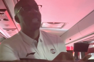 小板凳都搬好了嗎！來看看主教練Nate都學(xué)到了些什么中文詞匯呢？