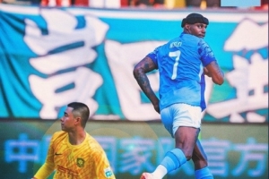 185次傳球和134次成功傳球，是新鵬城中超贏球場次中最少