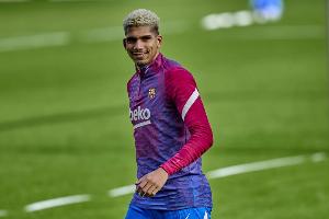 阿斯預(yù)測巴薩vs奧林匹亞科斯首發(fā)：阿勞霍隊長，拉什福德踢中鋒