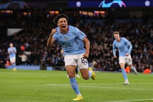 瓜帥：無論是在進攻端還是在防守端，里科-劉易斯都極具價值