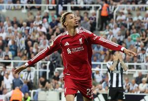 埃基蒂克：我認(rèn)為搭檔伊薩克首發(fā)效果很好，我們可以一起進(jìn)步