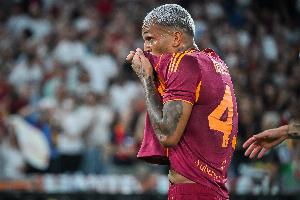 韋斯利：羅馬必須在比賽取得好的開局，我踢左路或右路由主帥決定