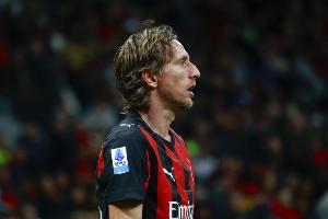 醫(yī)學(xué)專家：莫德里奇原本告訴我他想踢到36歲，結(jié)果他踢到40歲了