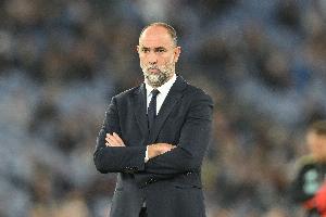 記者：科莫利認(rèn)為圖多爾戰(zhàn)績未達(dá)標(biāo)、新援未融入、失去對球隊掌控