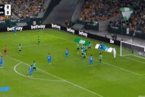 夢幻開局，馬競開場僅3分鐘1-0領(lǐng)先貝蒂斯，朱利亞諾·西蒙尼進(jìn)球