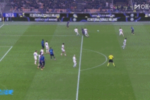 裁判專家：裁判少給國(guó)米一個(gè)點(diǎn)球，紫百合后衛(wèi)有明顯拉拽