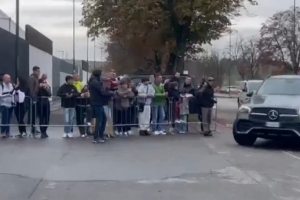 將于今日簽約并官宣！迪馬：斯帕萊蒂已抵達(dá)尤文訓(xùn)練基地