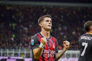 米蘭跟隊：萊奧、托莫里等單獨訓練，普利西奇和拉比奧特繼續(xù)康復