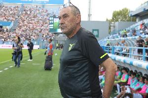 薩里：球隊還沒具備踢出我足球風格的條件，只能調(diào)整戰(zhàn)術順應球員