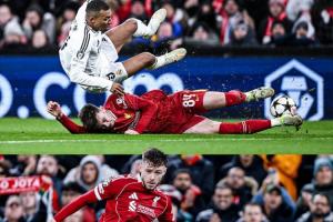 大場面后衛(wèi)！布拉德利兩戰(zhàn)皇馬均發(fā)揮出色，凍結(jié)姆巴佩維尼修斯！