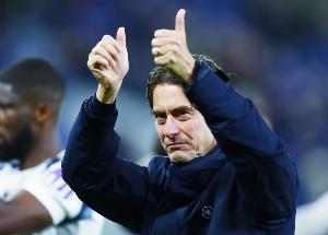 弗蘭克：范德芬可以在賽后再次無視我 本場的紅牌判罰有些太嚴(yán)厲