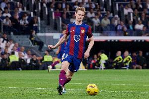 德容：我們目前不是歐洲最好的球隊(duì)，沒贏得歐冠并且丟球太多了