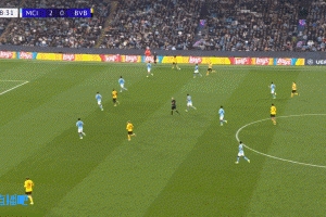 差點秀成了！阿德耶米連續(xù)盤帶內(nèi)切打門，多納魯馬力保城門不失