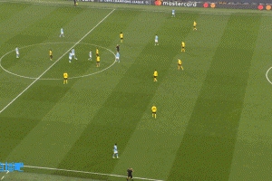 神撲！哈蘭德個人能力強突禁區(qū)后分球，奧賴利無人盯防射門被撲