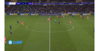 亞馬爾中路連續(xù)突破送出傳球，拉什福德無人盯防橫傳送進門將懷里