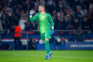 門將教練：兩個丟球是因為恩里克的戰(zhàn)術，舍瓦利耶的情緒也不穩(wěn)定