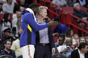 科爾：我們沒有哪個(gè)球員自私 或者故意去做損害球隊(duì)贏球的事情