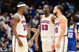 解說：庫里瘋狂表現(xiàn)讓馬刺雙星的三雙黯然失色 追夢(mèng)讓文班很別扭