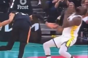 追夢防守文班被打到臉痛苦倒地！巴特勒：快給他喊救護(hù)車???