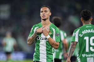 不公平！球迷：亞馬爾提名普斯卡什的進球安東尼有10個，但沒提名