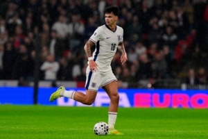 TA：奧賴利或擔任英格蘭主力；球隊終于找到中場組織核心：安德森