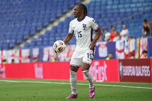 埃澤：圖赫爾和阿爾特塔都很注重細節(jié) 踢任何位置我都會盡職盡責(zé)