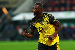 施洛特貝克：吉拉西今天的第一個進球，體現(xiàn)出了一名射手的本能