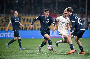 記者：法蘭克福有意波鴻19歲中場(chǎng)倫茨，球員吸引多家德甲球隊(duì)興趣