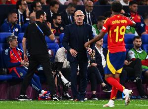 德拉富恩特：亞馬爾可以成為像C羅、馬拉多納或梅西那樣的傳奇