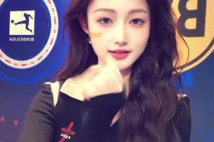 我不是搜李沁嗎，怎么到這了……多特李沁是真好看??