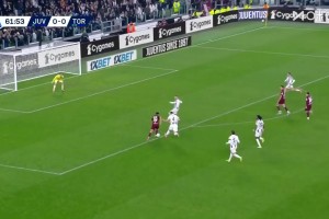 尤文逃過一劫！亞當(dāng)斯殺入禁區(qū)勁射！迪格雷戈里奧神撲！