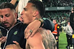 痞帥痞帥的！圓神來到貝蒂斯這氣質(zhì)也是上來了??