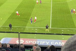 董路：亞馬爾不接球時都在干啥？我用手機追蹤拍攝了??